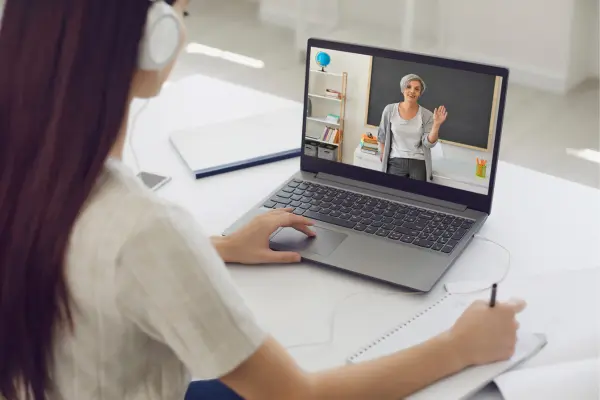 College-or-Technical-Course-The-Best-Path-for-Your-Career